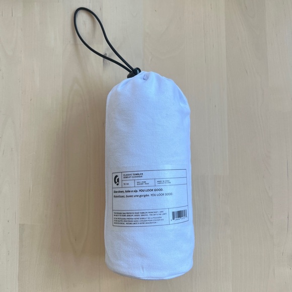 Glossier Classic Travel Tumbler Rare 16oz Holiday Edition 2024 Brand New - Picture 5 of 6